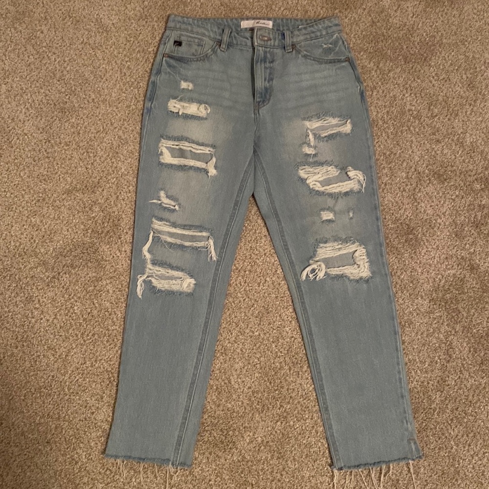 KanCan destructed boyfriend jean